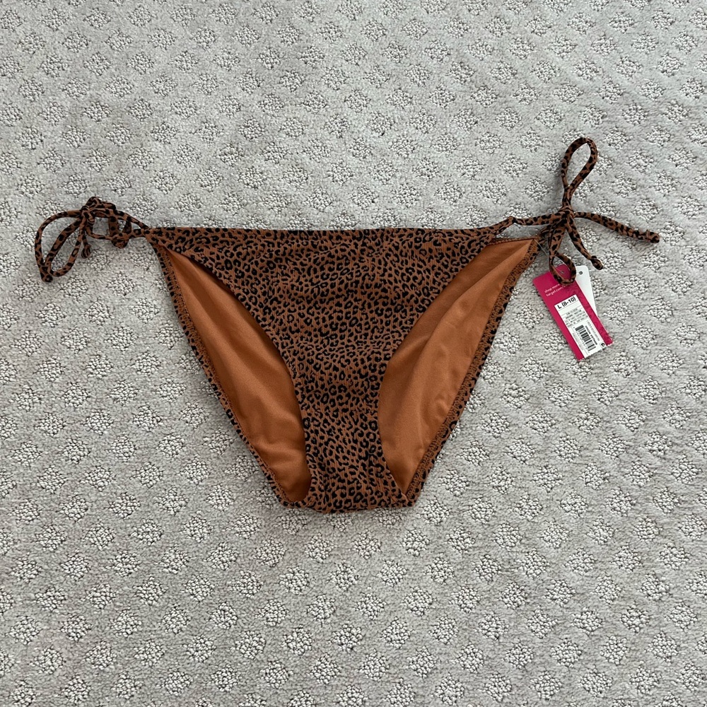 ⭐️3 for $20 Ribbed String Hipster Bikini Bottom - Picture 7 of 9